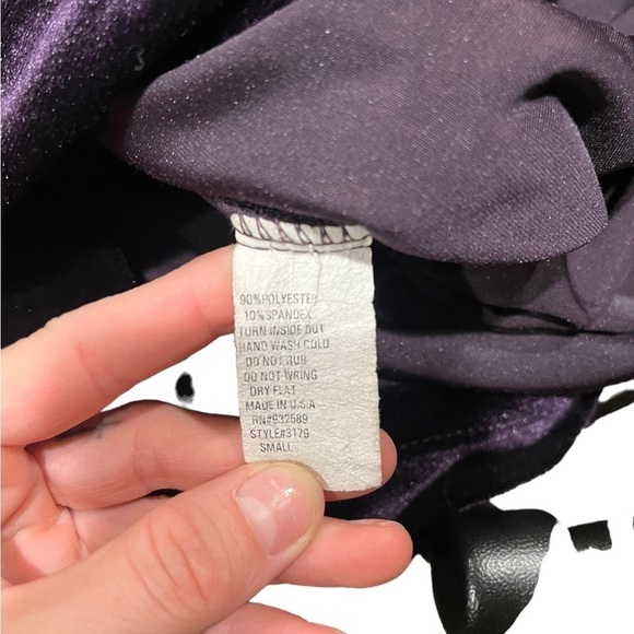 Only Nine Size Small Purple Velvet Cowl Neck 90s Y2K Vintage Top Whimsygoth Tank - Picture 6 of 6